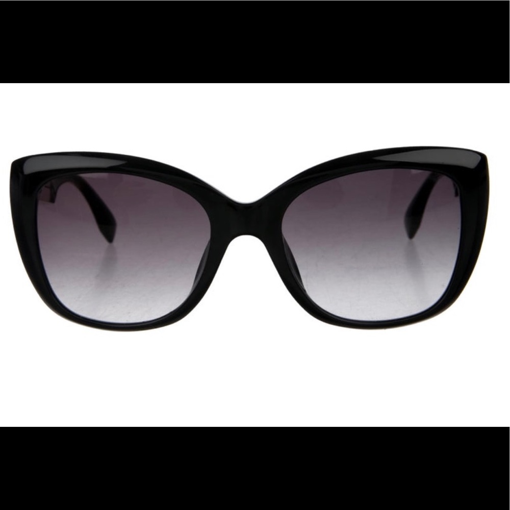 🔥SALE🔥Gradient FENDI Oversize Sunglasses